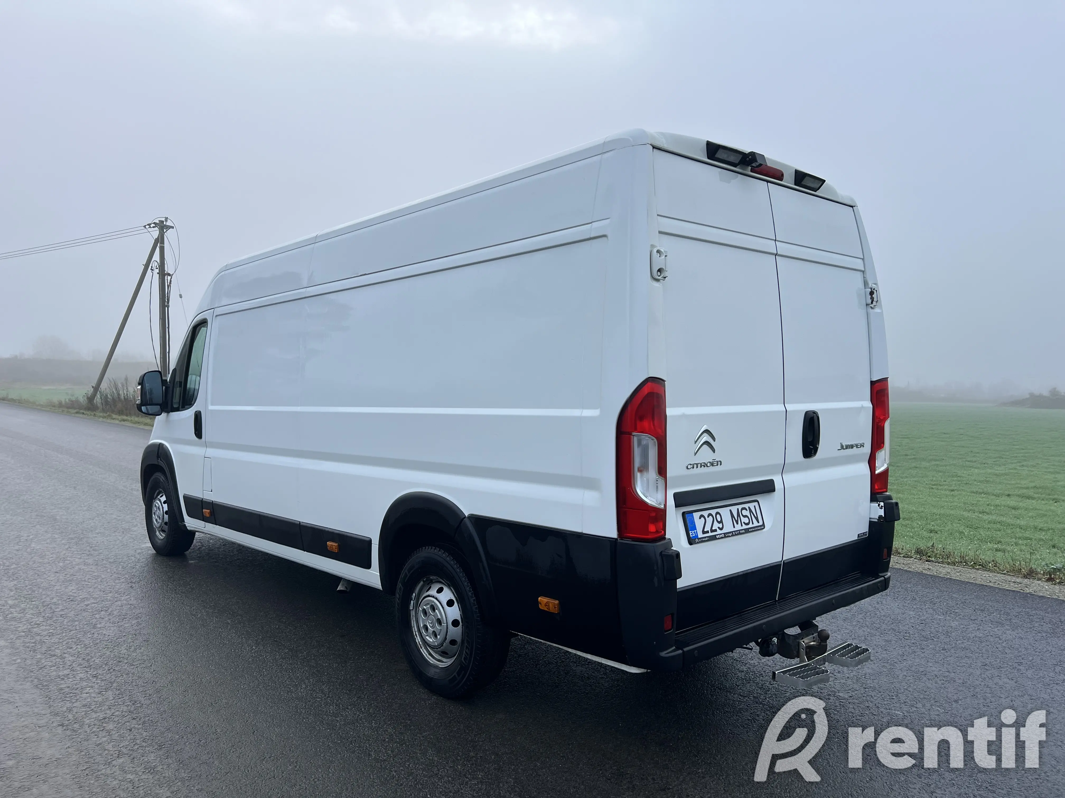 Rent Citroen Jumper 2019 photo 2