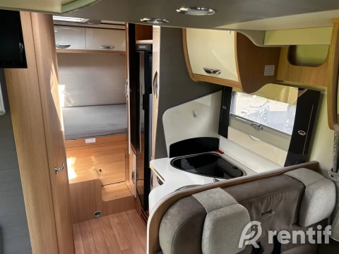 Rentida Matkabuss Fiat Mc Louis 5 iste ja magamiskohta foto 5